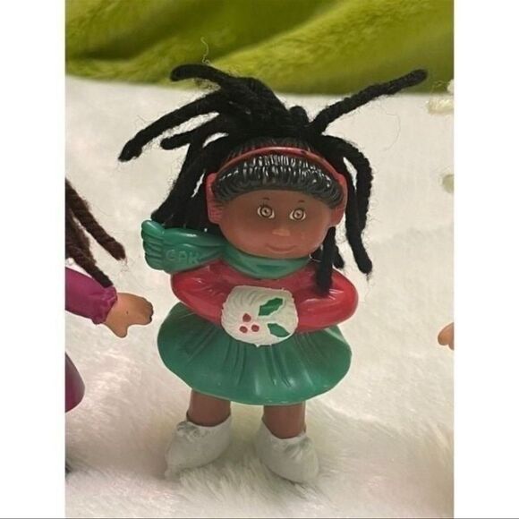 Cabbage Patch Kids 1994  mini dolls - Picture 3 of 7